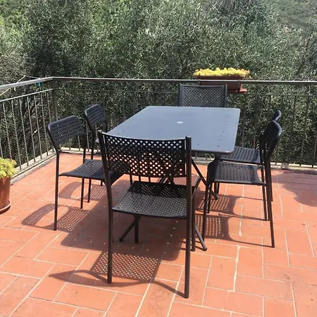 아파트 Il Giglio Montale (Liguria)